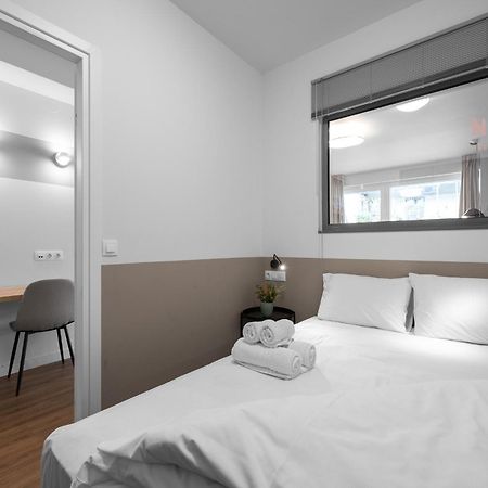 Big Apple Aprts, Nilie Hospitality Mgmt Apartment Солун Екстериор снимка