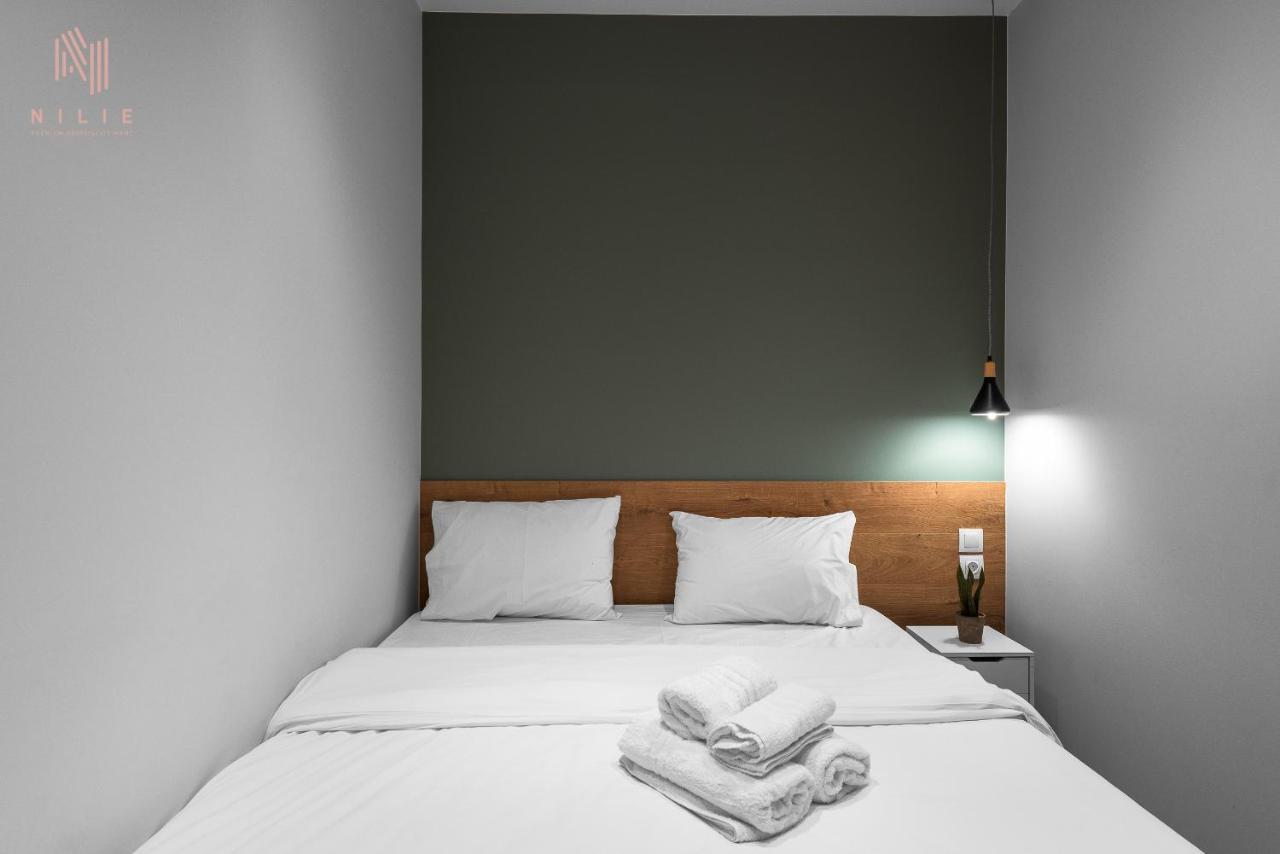 Big Apple Aprts, Nilie Hospitality Mgmt Apartment Солун Екстериор снимка
