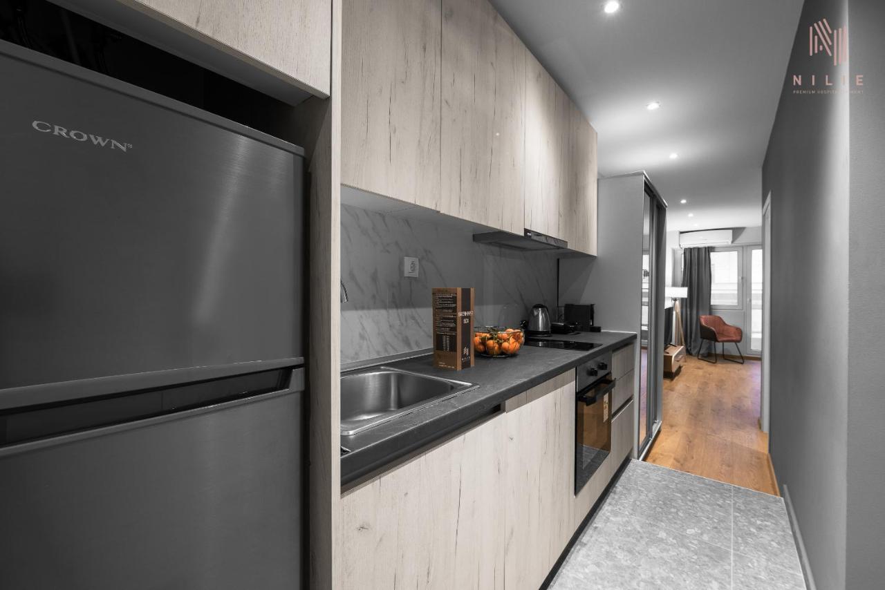Big Apple Aprts, Nilie Hospitality Mgmt Apartment Солун Екстериор снимка