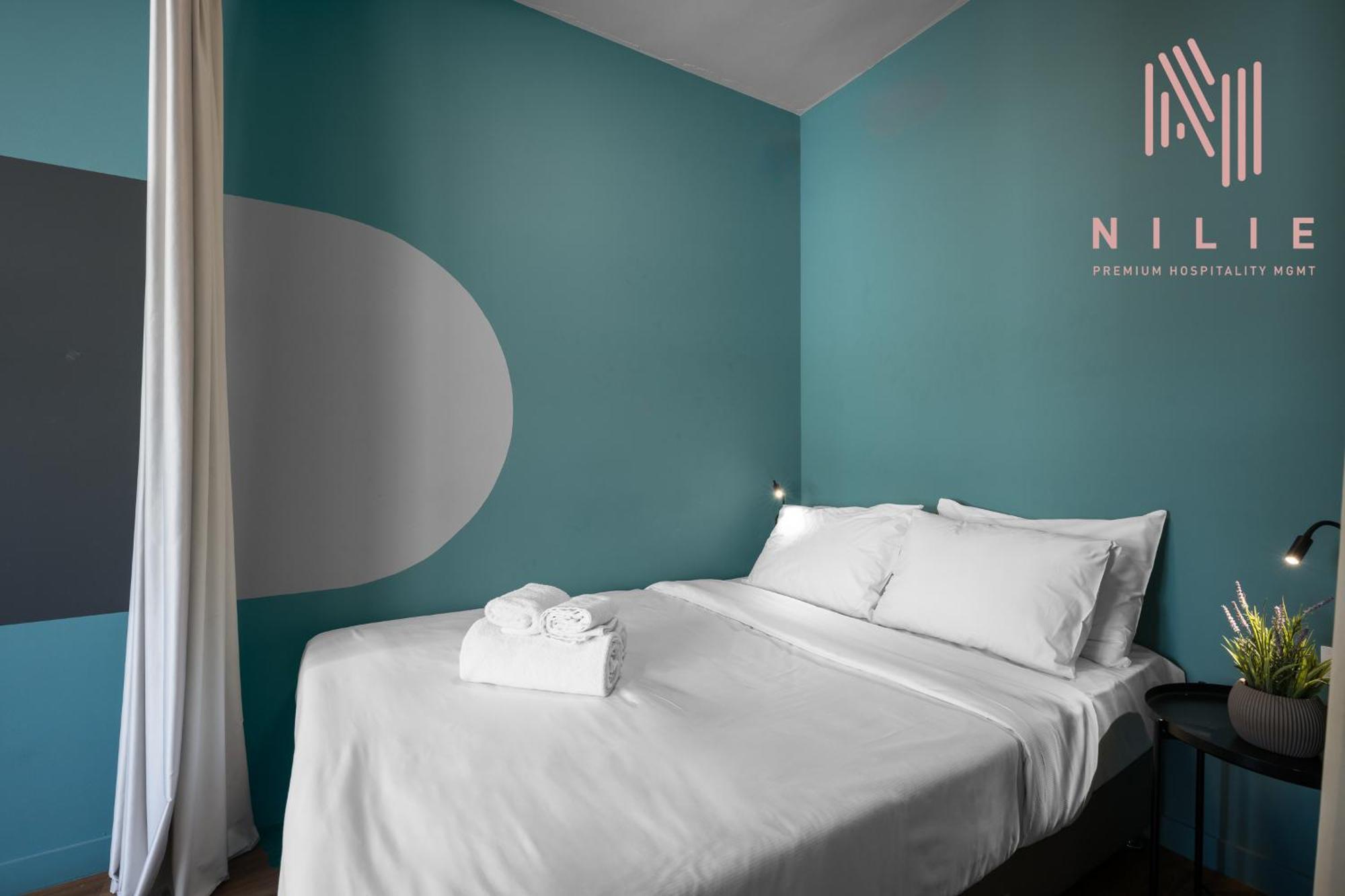 Big Apple Aprts, Nilie Hospitality Mgmt Apartment Солун Екстериор снимка