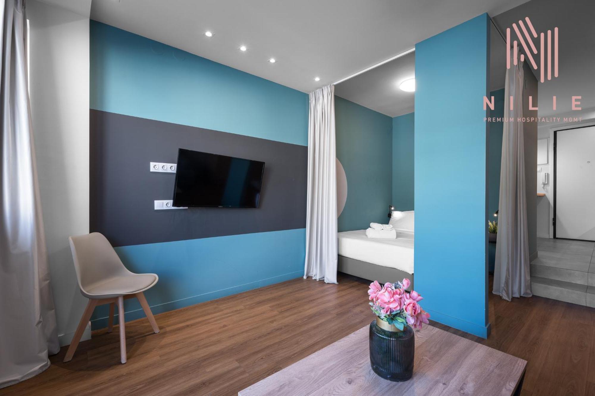 Big Apple Aprts, Nilie Hospitality Mgmt Apartment Солун Екстериор снимка