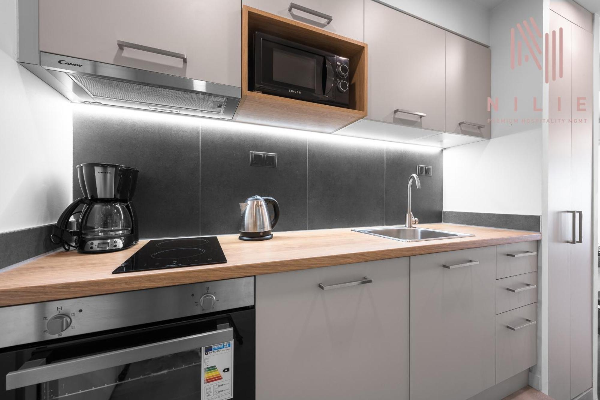 Big Apple Aprts, Nilie Hospitality Mgmt Apartment Солун Екстериор снимка