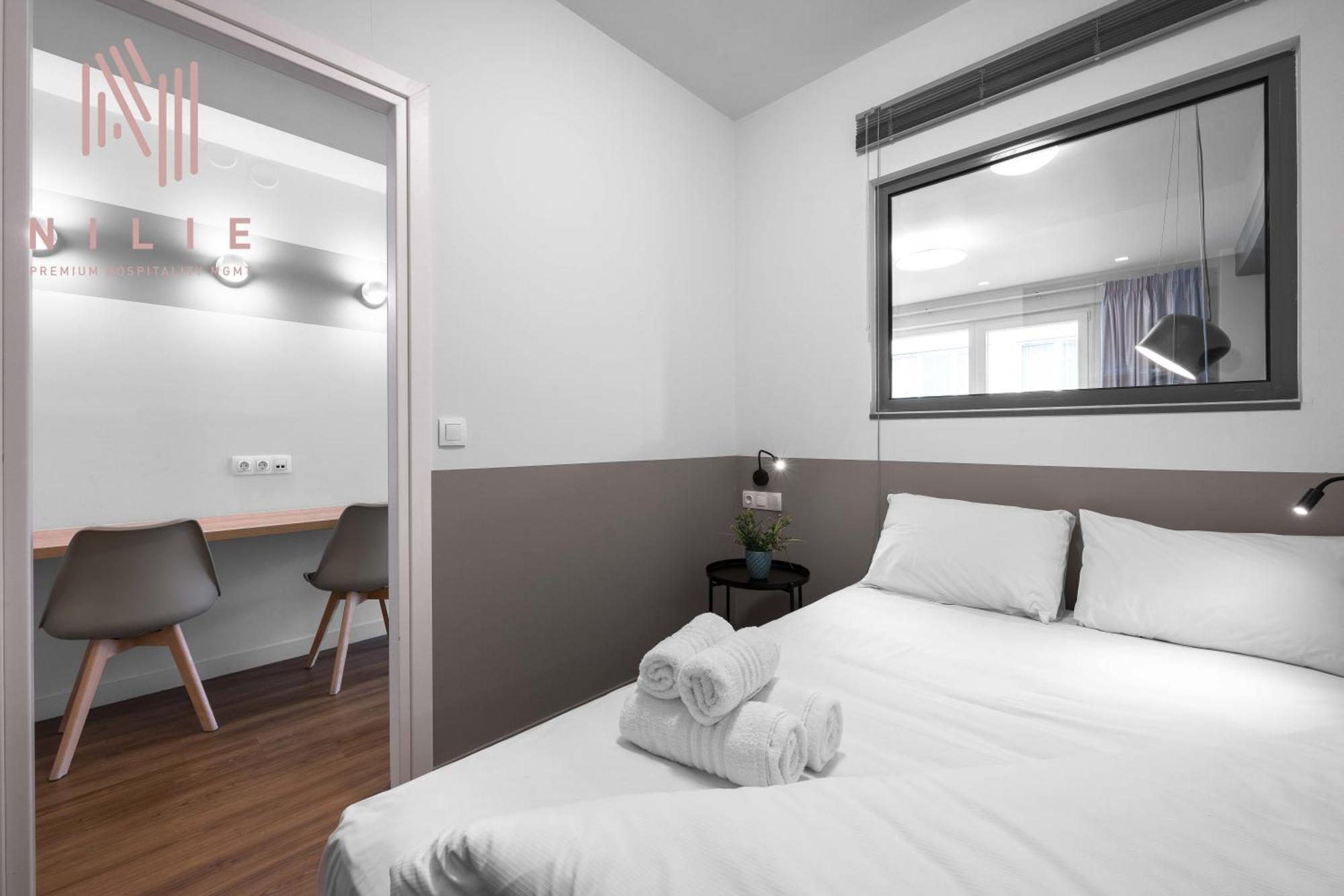Big Apple Aprts, Nilie Hospitality Mgmt Apartment Солун Екстериор снимка